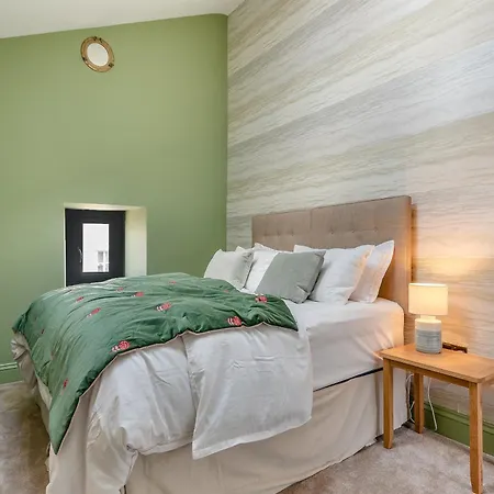 Cattle Cake Askham (Cumbria)